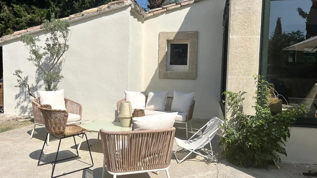 Maison Aux Baux De Provence